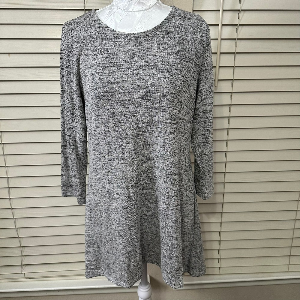 Lildy Tunic Top Womens S-M Grey 3/4 Sleeve Pleat Back Space Dye Knit New